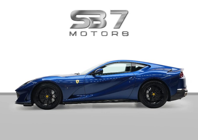 2021 Ferrari 812 Superfast Standard with Service Contract thumbnail 5