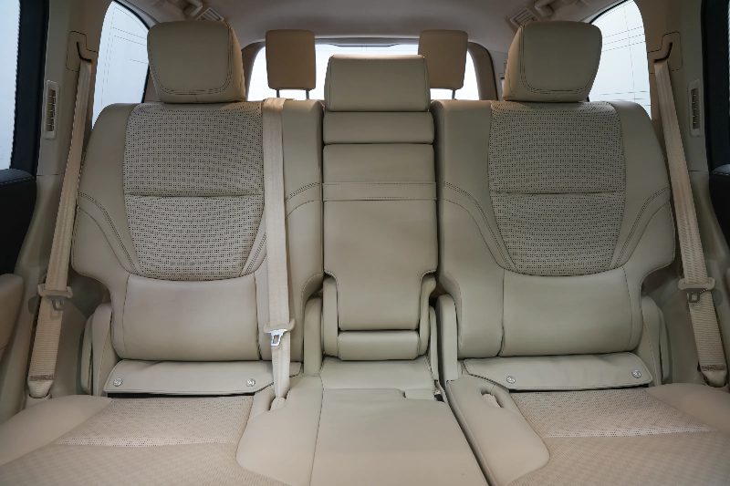 2022 Toyota Land Cruiser Vxr thumbnail 9