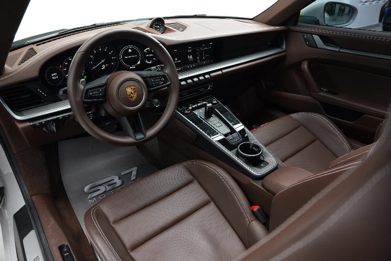 2022 Porsche Carrera / 911 Carrera with GCC Warranty thumbnail 6