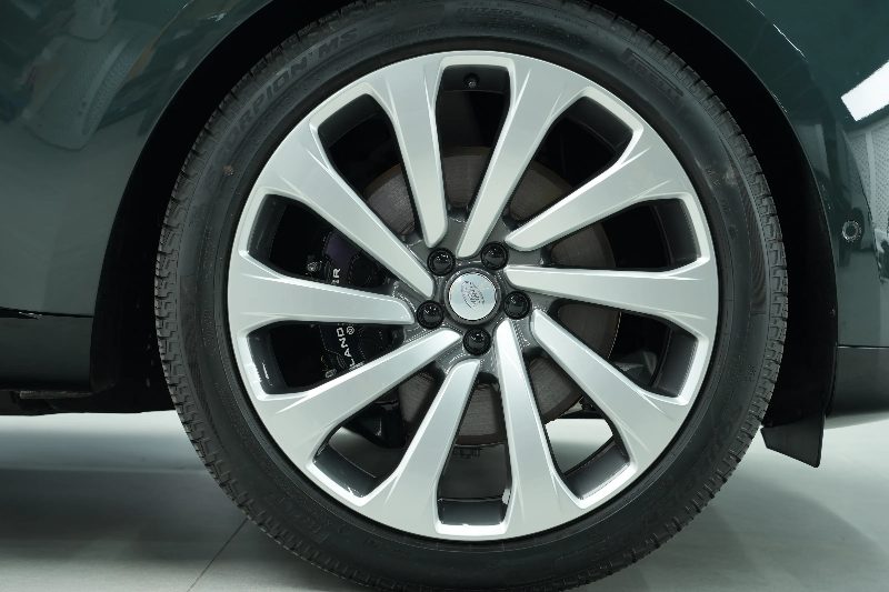 2025 Land Rover Range Rover Autobiography thumbnail 14