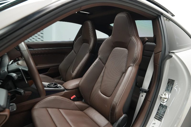 2022 Porsche Carrera / 911 Carrera with GCC Warranty thumbnail 8