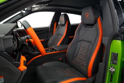2025 Lamborghini Urus SE Hybrid Performance thumbnail 8
