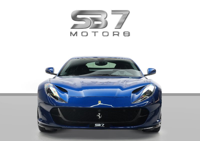 2021 Ferrari 812 Superfast Standard with Service Contract thumbnail 2