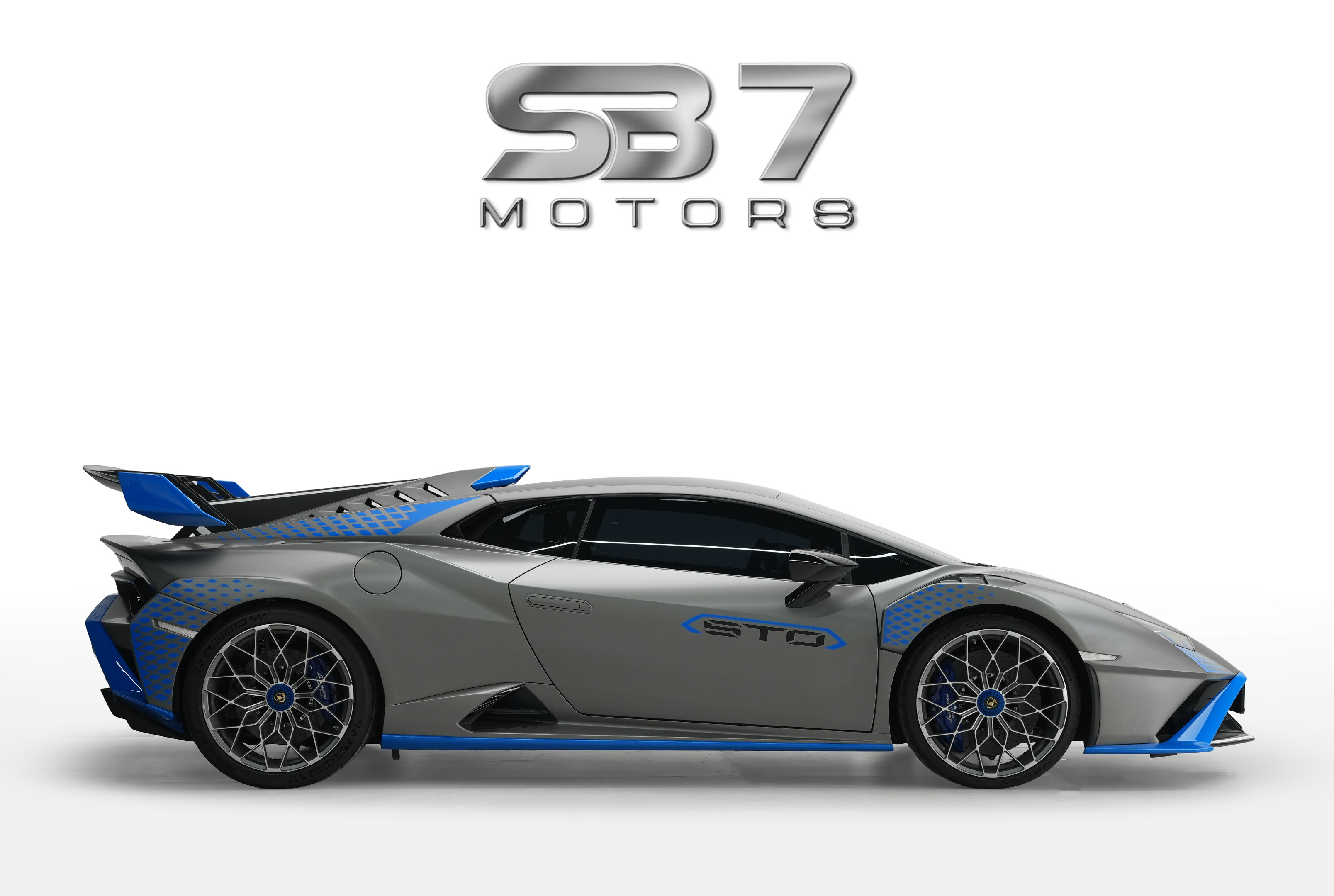2023 Lamborghini Huracan STO Performance thumbnail 5