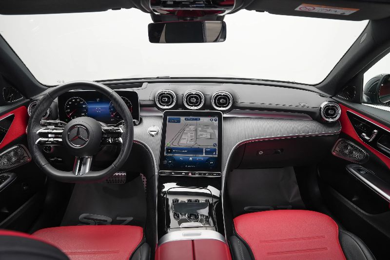2024 Mercedes-Benz C-Class C200 Premium Plus thumbnail 11