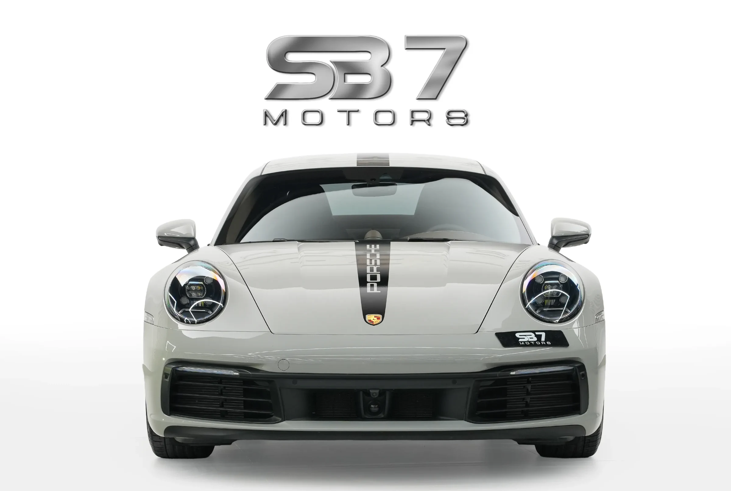 2022 Porsche Carrera / 911 Carrera with GCC Warranty - photo 2 of 15
