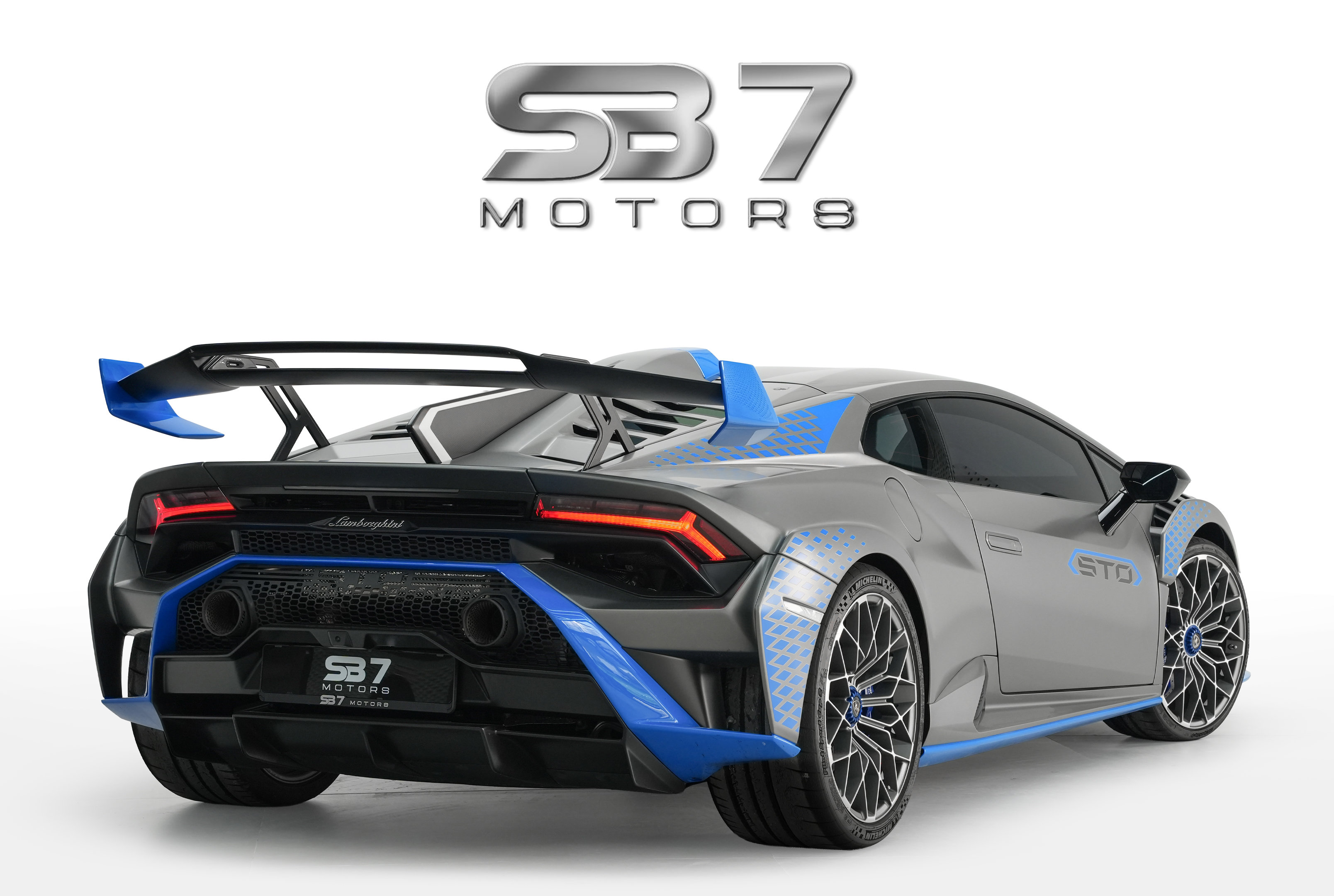 2023 Lamborghini Huracan STO Performance - photo 3 of 15